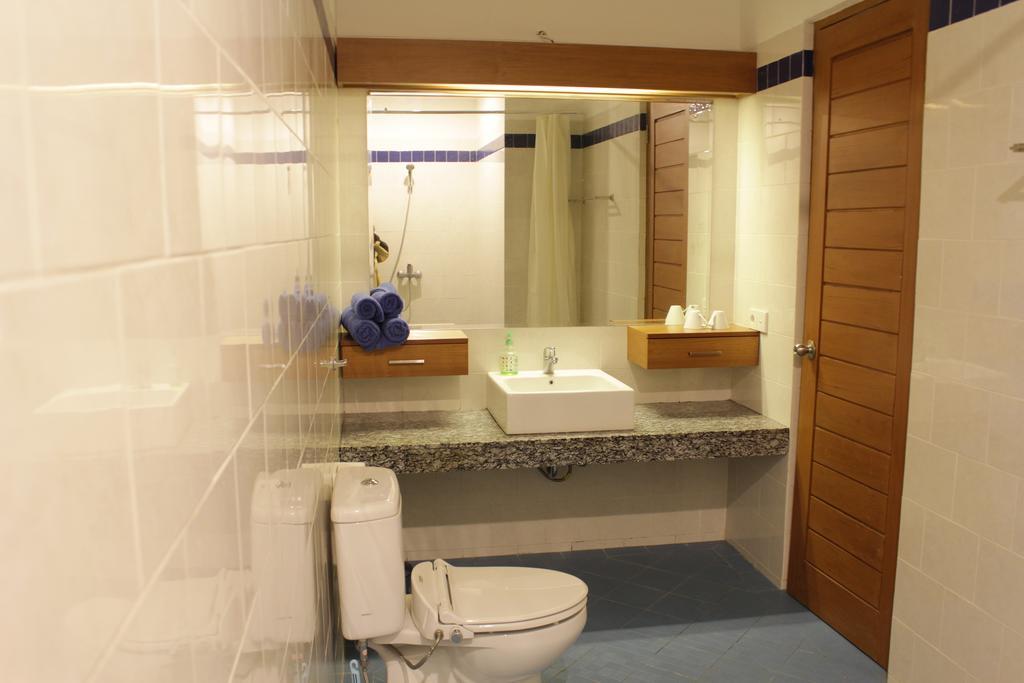 Ayu Guest House Санур Екстер'єр фото