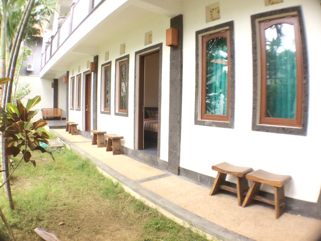 Ayu Guest House Санур Екстер'єр фото