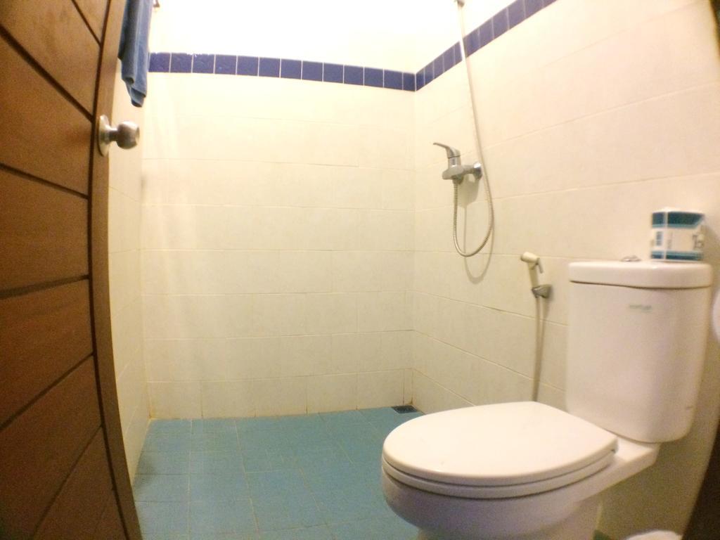 Ayu Guest House Санур Екстер'єр фото